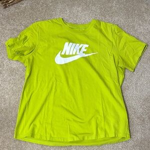 Nike | Lime Green T-Shirt